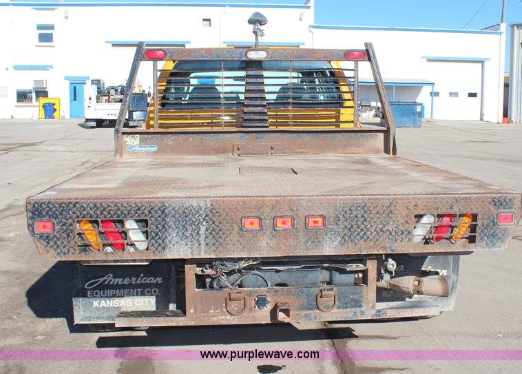 image for item H7760 2008 Ford F450 Super Duty XL Crew Cab flatbed truck