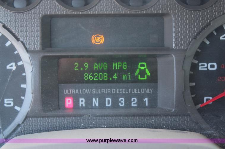 image for item H7760 2008 Ford F450 Super Duty XL Crew Cab flatbed truck