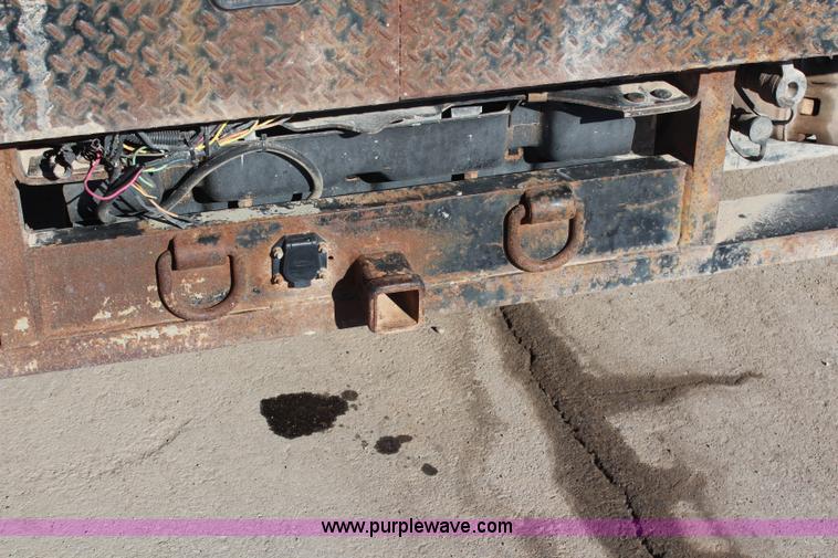 image for item H7760 2008 Ford F450 Super Duty XL Crew Cab flatbed truck