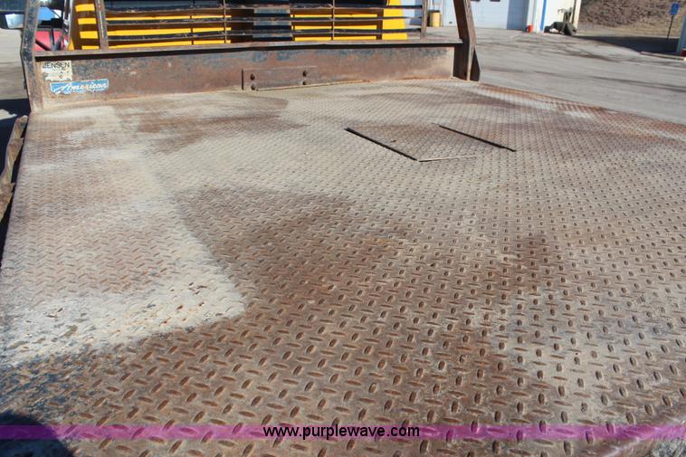 image for item H7760 2008 Ford F450 Super Duty XL Crew Cab flatbed truck