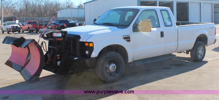image for item H7761 2008 Ford F250 Super Duty XL SuperCab pickup truck