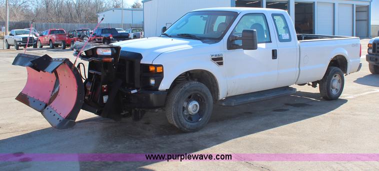 image for item H7761 2008 Ford F250 Super Duty XL SuperCab pickup truck