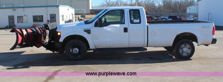 image for item H7761 2008 Ford F250 Super Duty XL SuperCab pickup truck