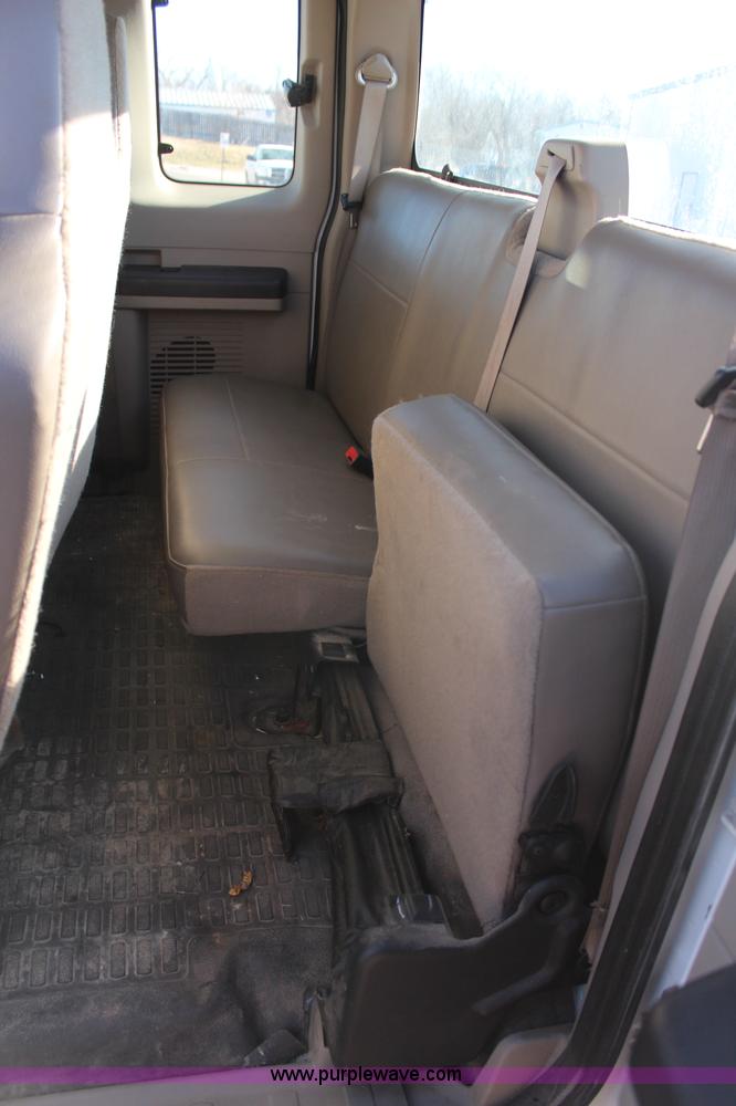 image for item H7761 2008 Ford F250 Super Duty XL SuperCab pickup truck