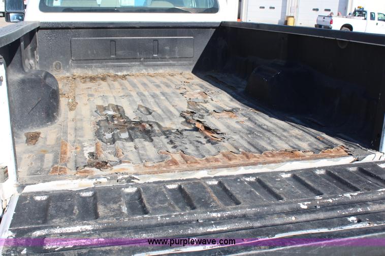 image for item H7761 2008 Ford F250 Super Duty XL SuperCab pickup truck