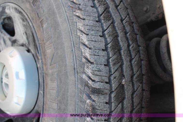 image for item H7761 2008 Ford F250 Super Duty XL SuperCab pickup truck