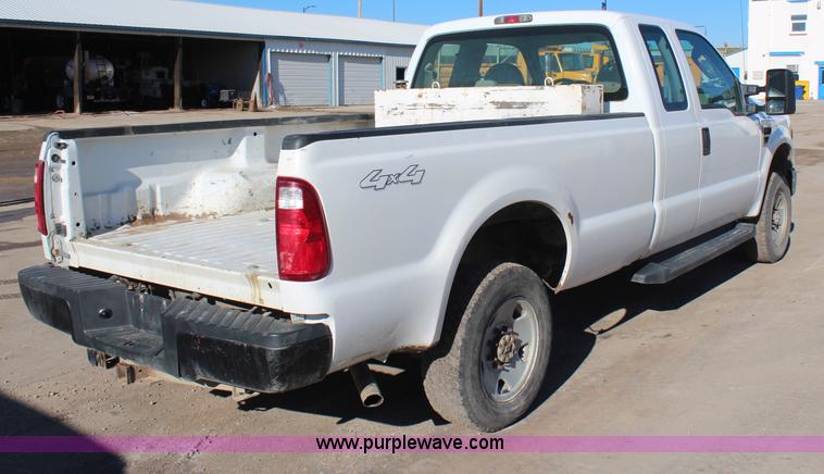 image for item H7762 2008 Ford F250 Super Duty XL SuperCab pickup truck