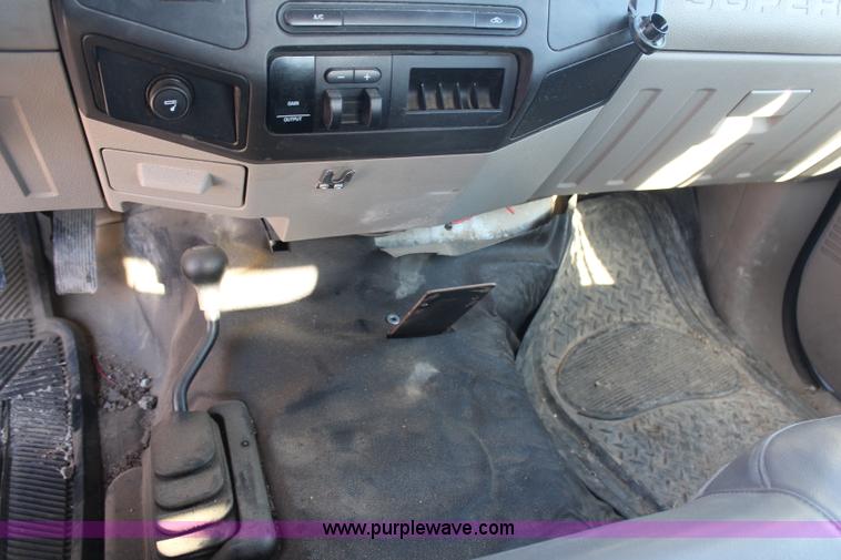 image for item H7762 2008 Ford F250 Super Duty XL SuperCab pickup truck