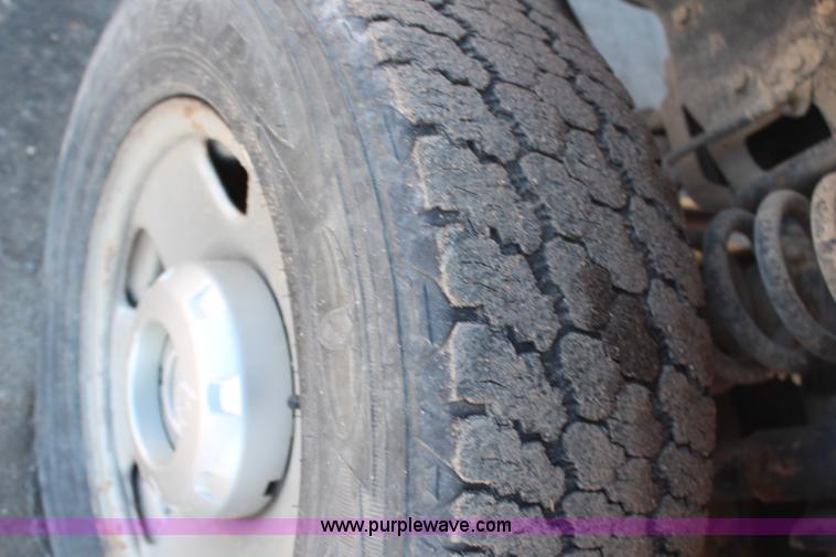 image for item H7762 2008 Ford F250 Super Duty XL SuperCab pickup truck