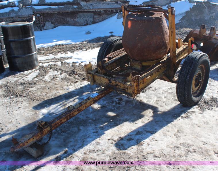 image for item H7768 Wrecking ball