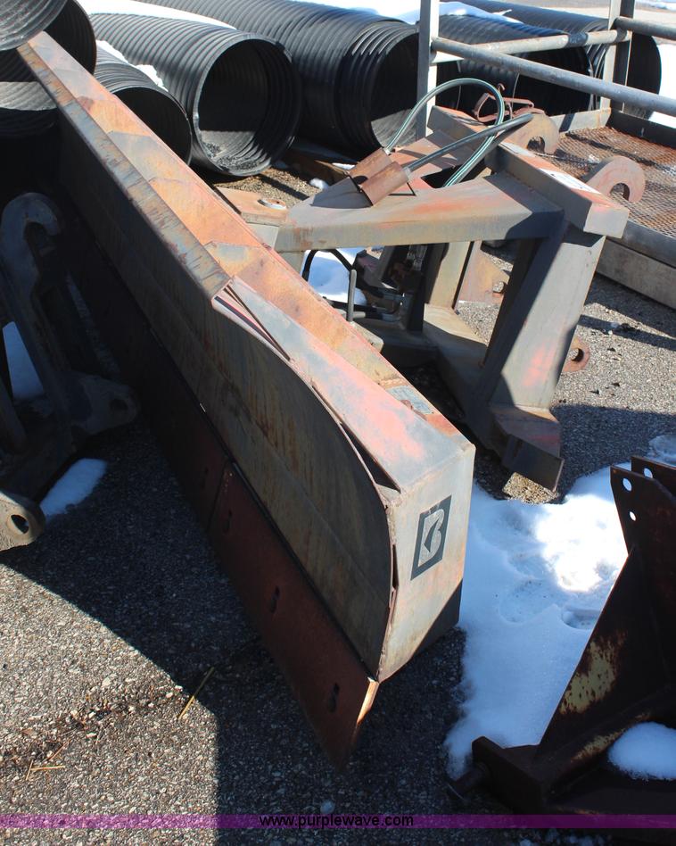 image for item H7771 Balderson 10.5'W blade