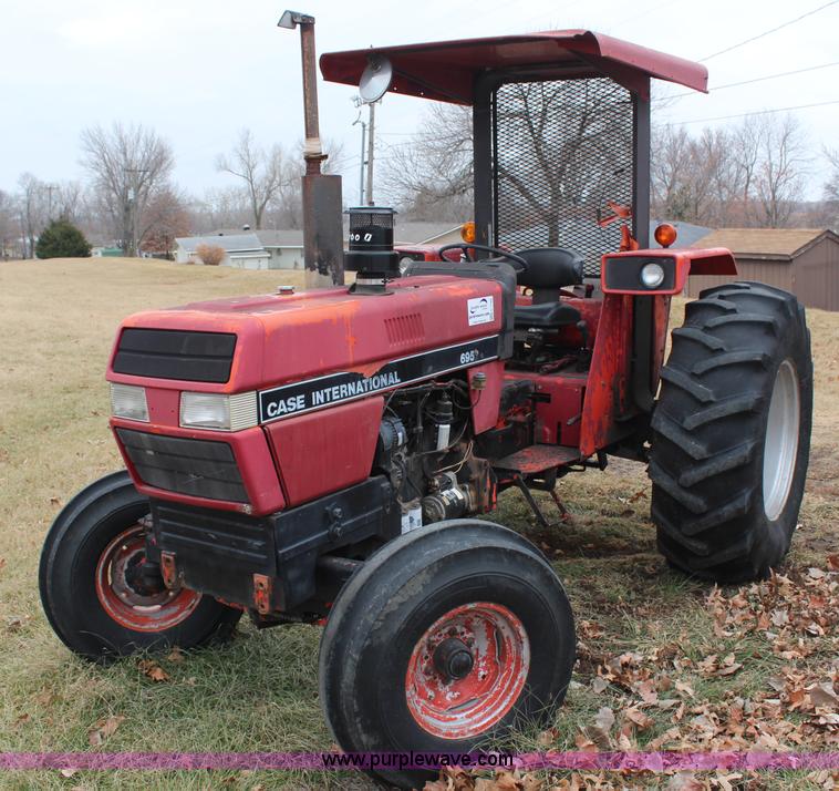 image for item H7786 1991 Case IH 695 tractor