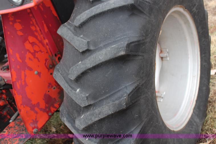 image for item H7786 1991 Case IH 695 tractor