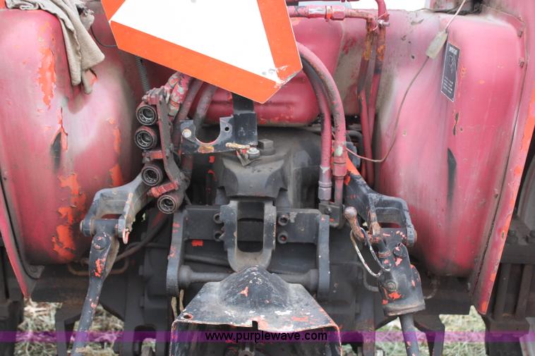 image for item H7786 1991 Case IH 695 tractor