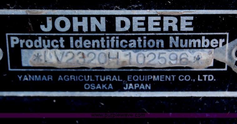 image for item H7812 2007 John Deere 2320 MFWD utility tractor