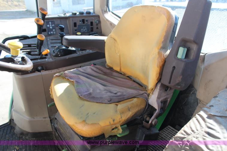 image for item H7815 2000 John Deere 6410 MFWD tractor