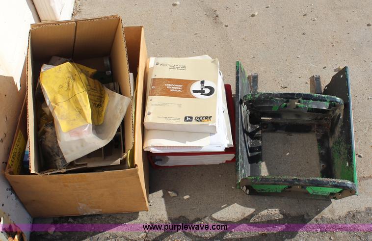 image for item H7815 2000 John Deere 6410 MFWD tractor