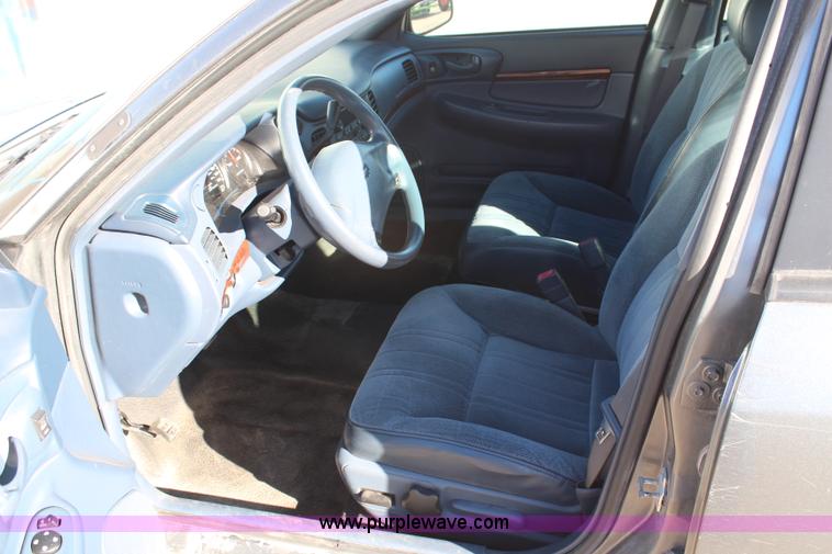 image for item H7818 2004 Chevrolet Impala