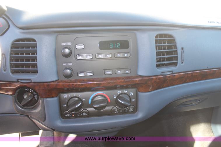 image for item H7819 2001 Chevrolet Impala