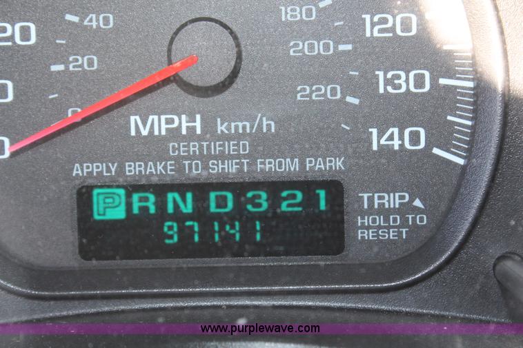 image for item H7819 2001 Chevrolet Impala