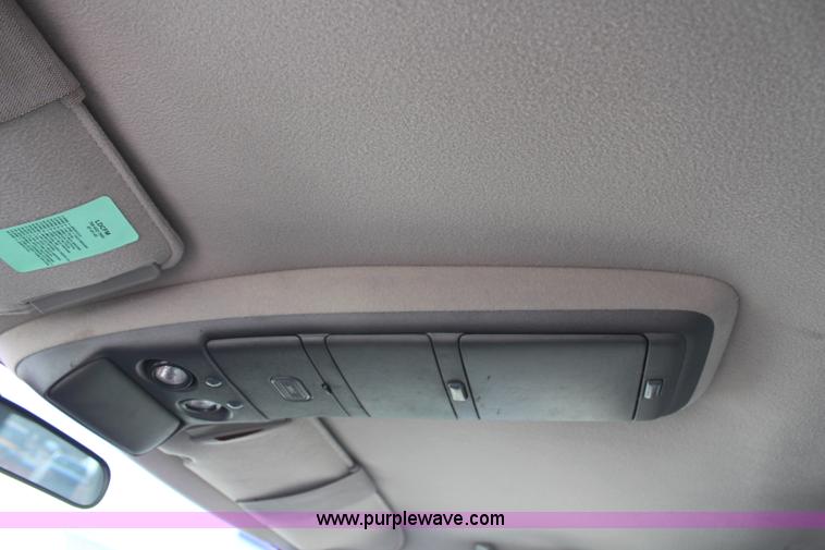 image for item H7820 1994 Chevrolet Suburban K2500 SUV