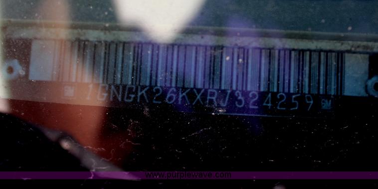 image for item H7820 1994 Chevrolet Suburban K2500 SUV