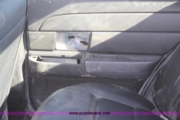 image for item H7832 2011 Ford Crown Victoria Police Interceptor