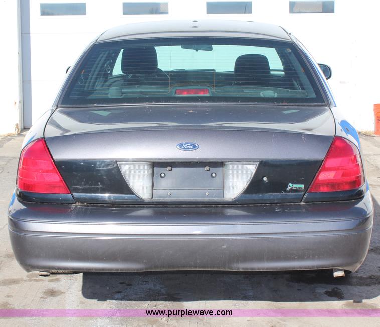 image for item H7834 2010 Ford Crown Victoria Police Interceptor