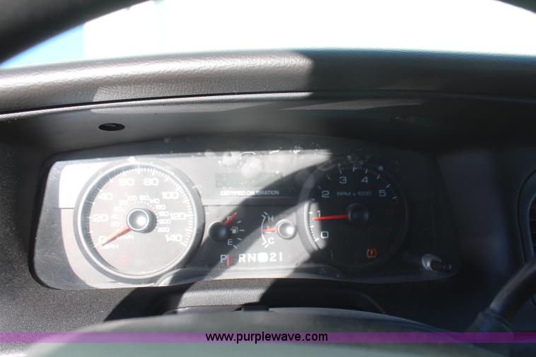 image for item H7835 2010 Ford Crown Victoria Police Interceptor