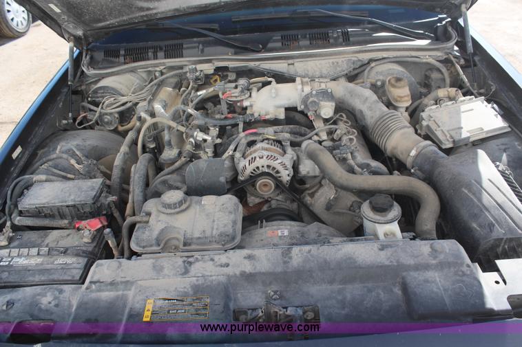 image for item H7835 2010 Ford Crown Victoria Police Interceptor