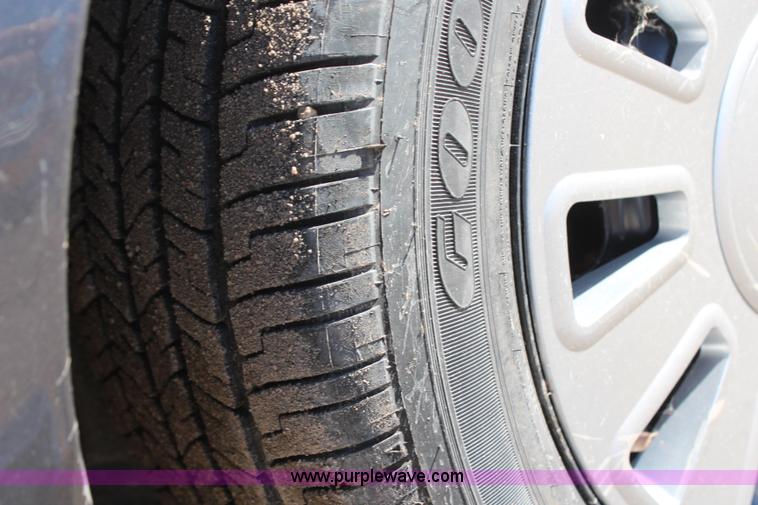 image for item H7835 2010 Ford Crown Victoria Police Interceptor