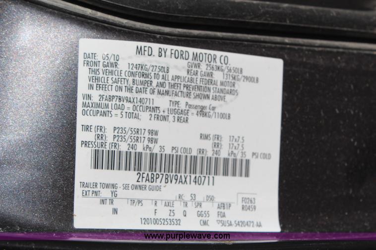 image for item H7835 2010 Ford Crown Victoria Police Interceptor