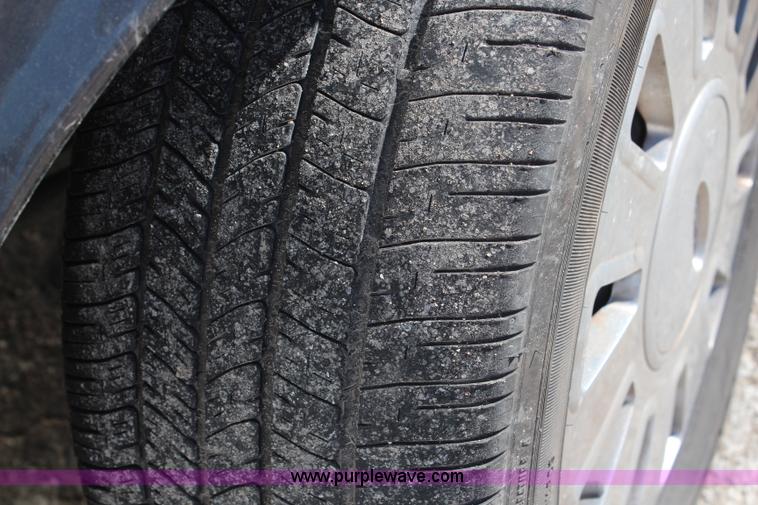 image for item H7837 2001 Ford Crown Victoria Police Interceptor