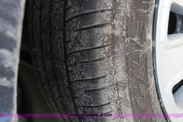 image for item H7837 2001 Ford Crown Victoria Police Interceptor