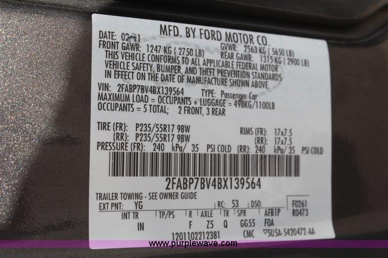 image for item H7837 2001 Ford Crown Victoria Police Interceptor