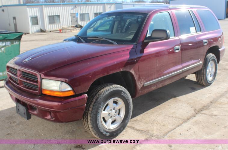 image for item H7838 2002 Dodge Durango SUV