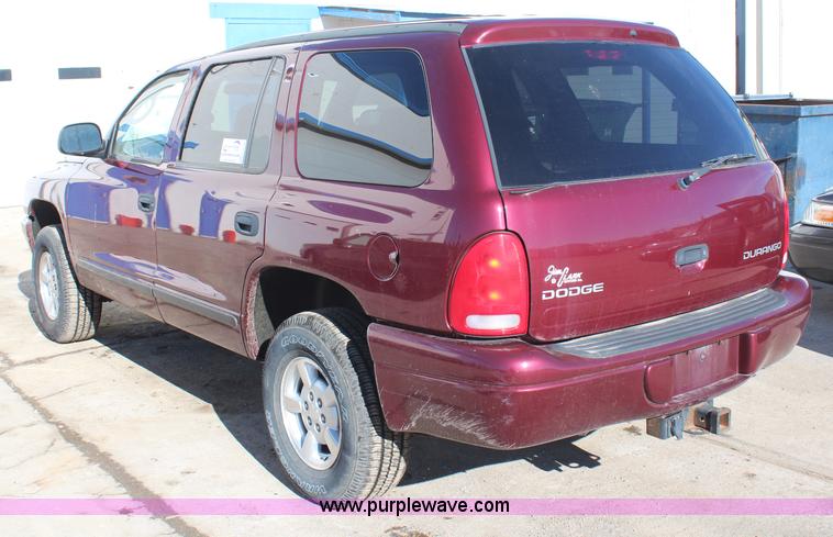 image for item H7838 2002 Dodge Durango SUV