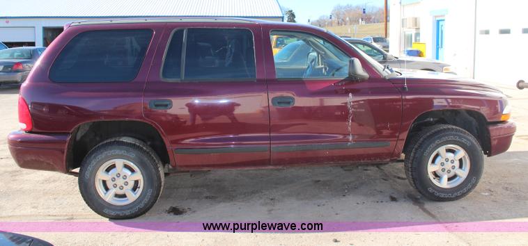 image for item H7838 2002 Dodge Durango SUV