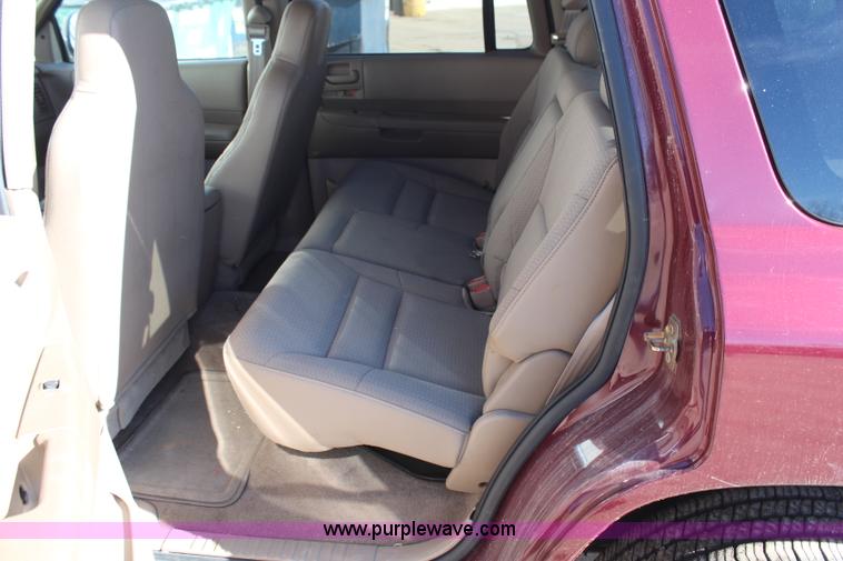image for item H7838 2002 Dodge Durango SUV