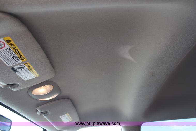 image for item H7838 2002 Dodge Durango SUV