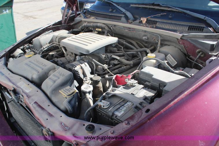 image for item H7838 2002 Dodge Durango SUV