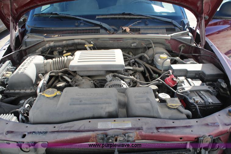 image for item H7838 2002 Dodge Durango SUV