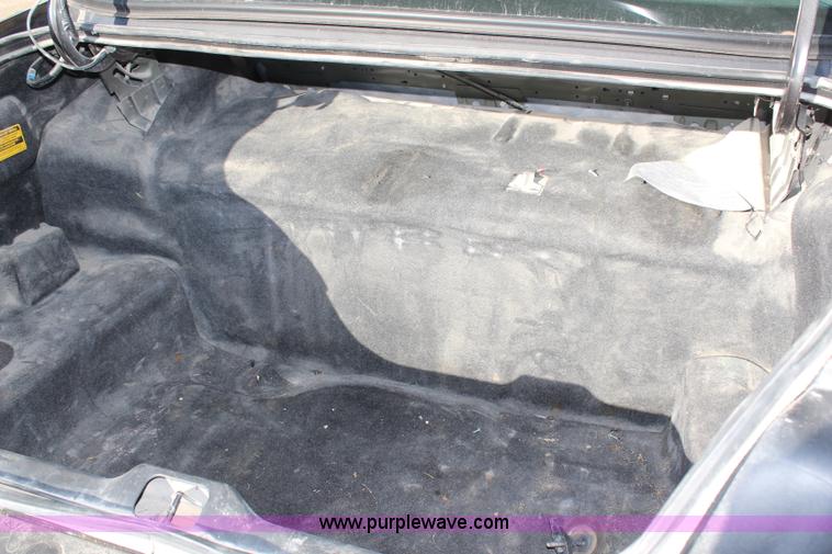 image for item H7844 2010 Ford Crown Victoria Police Interceptor