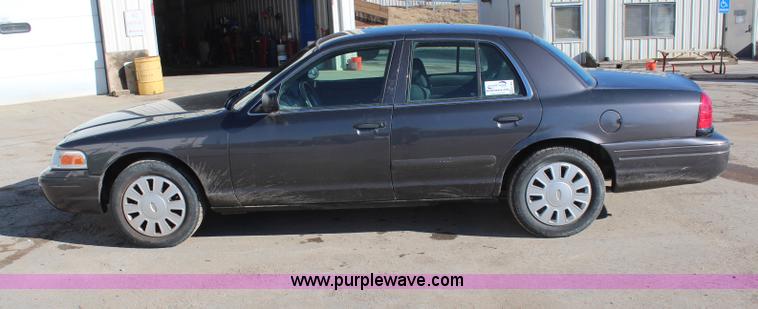 image for item H7865 2007 Ford Crown Victoria Police Interceptor
