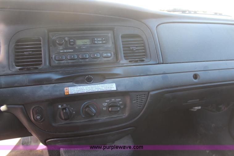 image for item H7865 2007 Ford Crown Victoria Police Interceptor