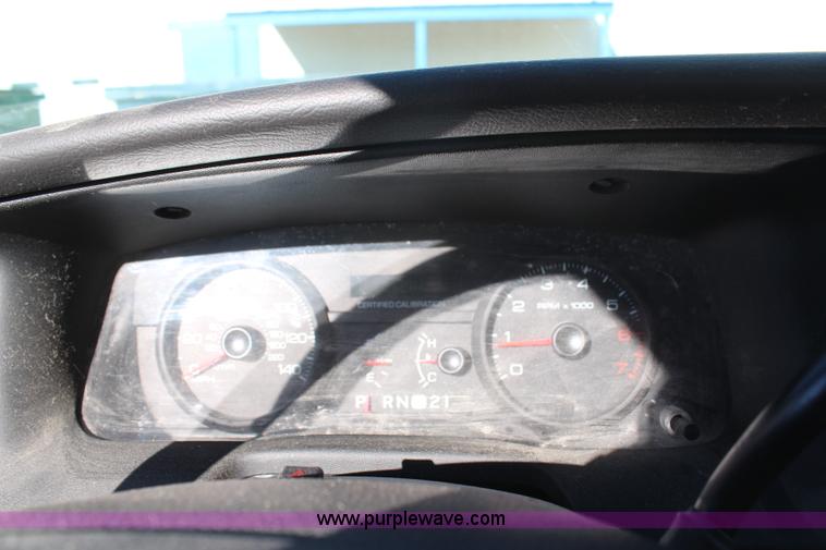 image for item H7865 2007 Ford Crown Victoria Police Interceptor