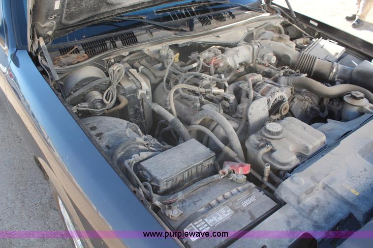 image for item H7865 2007 Ford Crown Victoria Police Interceptor