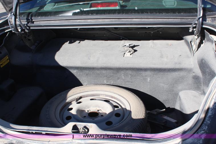 image for item H7865 2007 Ford Crown Victoria Police Interceptor