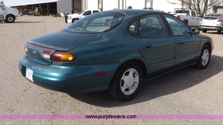 image for item I9194 1997 Ford Taurus GL