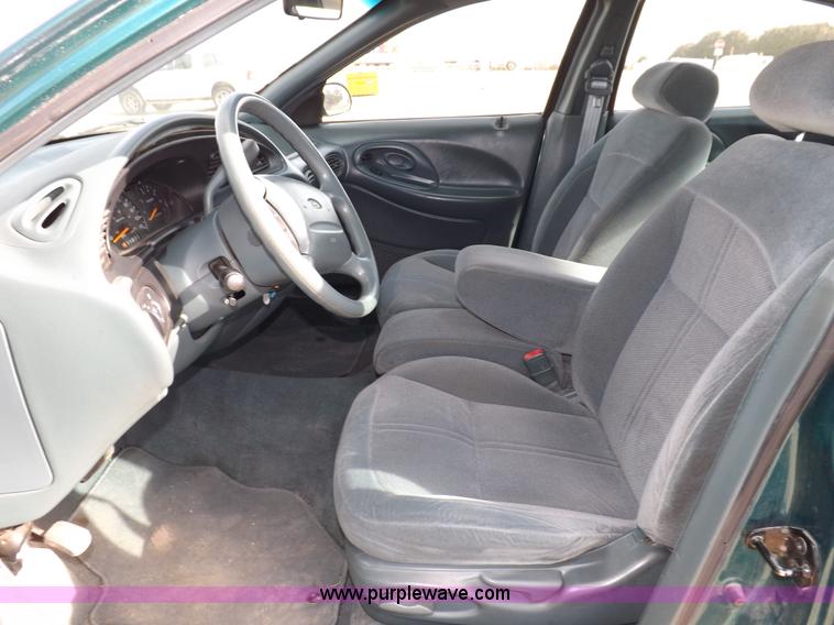 image for item I9194 1997 Ford Taurus GL